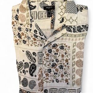 Forever 21 Men's Cream and Black Paisley Shirt